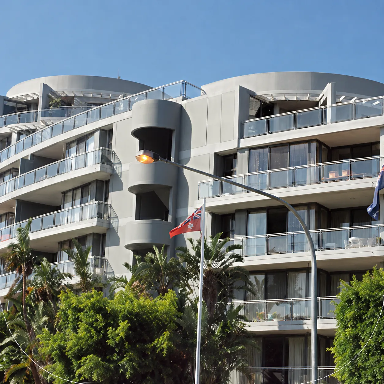 SPINNAKER BUILDING